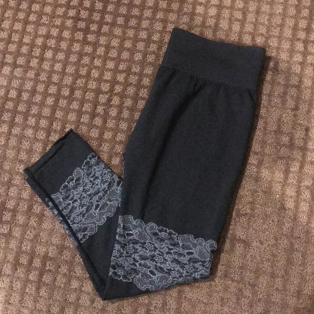 Fabletics Sz Large Bundle - image 5